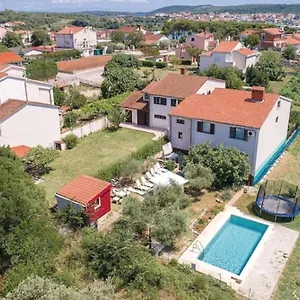 casa-laura-banjole.in-istria.net/